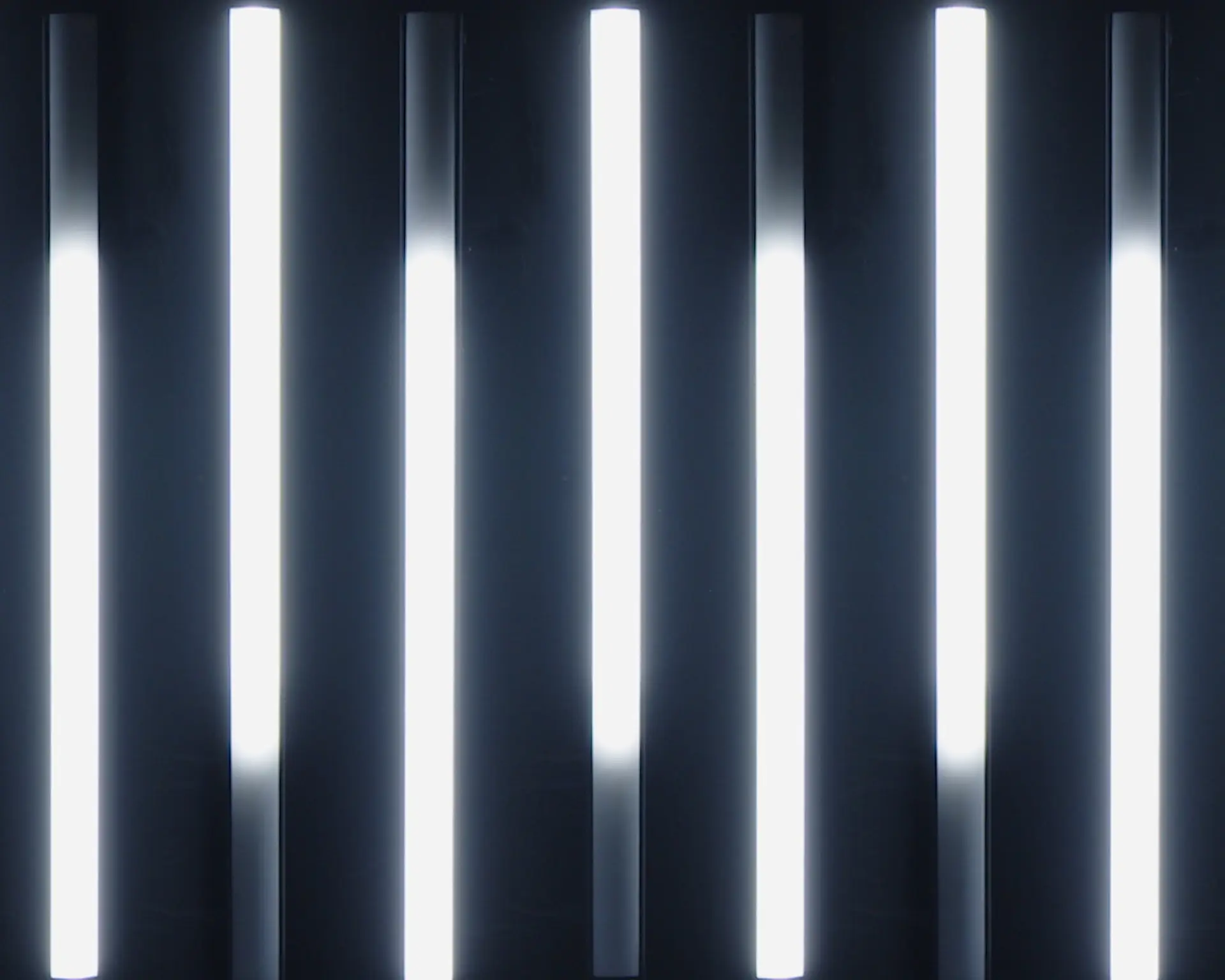 Spectra Strobe Batten - Image 9