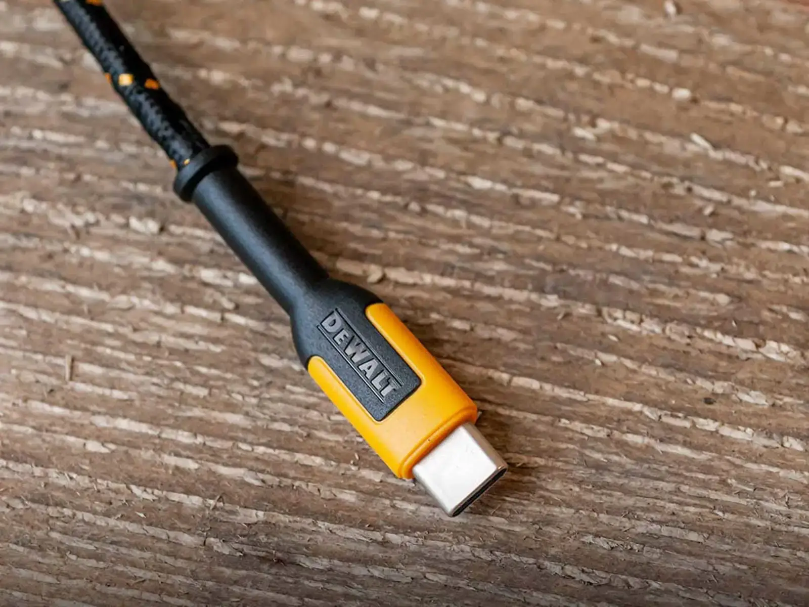 USB C to USB C Reinforced Charging Cable 1.8m (6ft) - Image 3