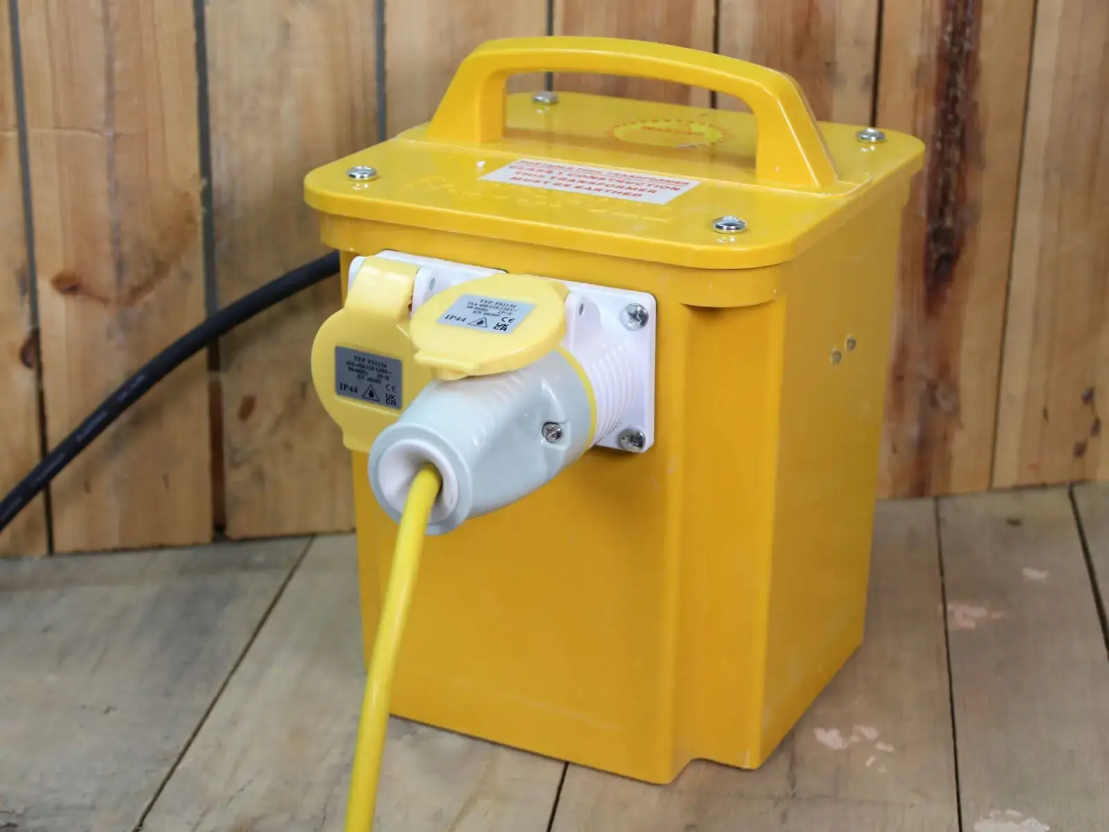 Transformer 3.3kVA Dual Socket - Image 6