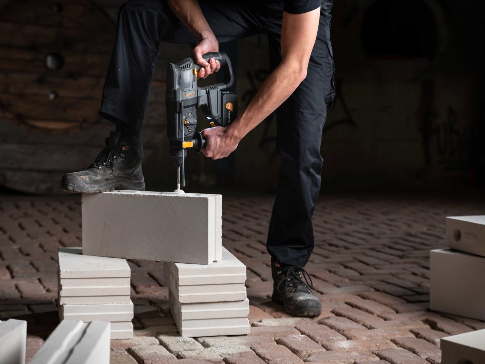 MAXXPACK Brushless SDS Plus Drill 18V Bare Unit - Image 4