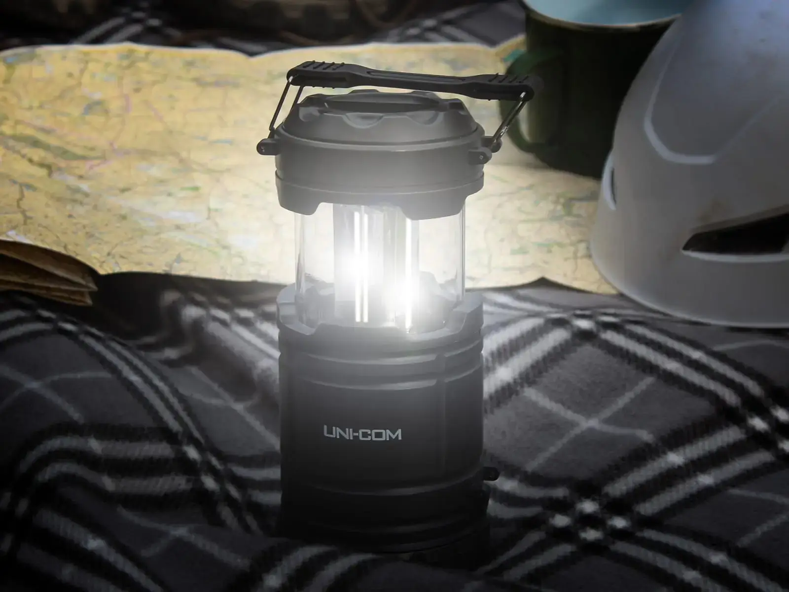 Spotlight and Lantern - Image 18