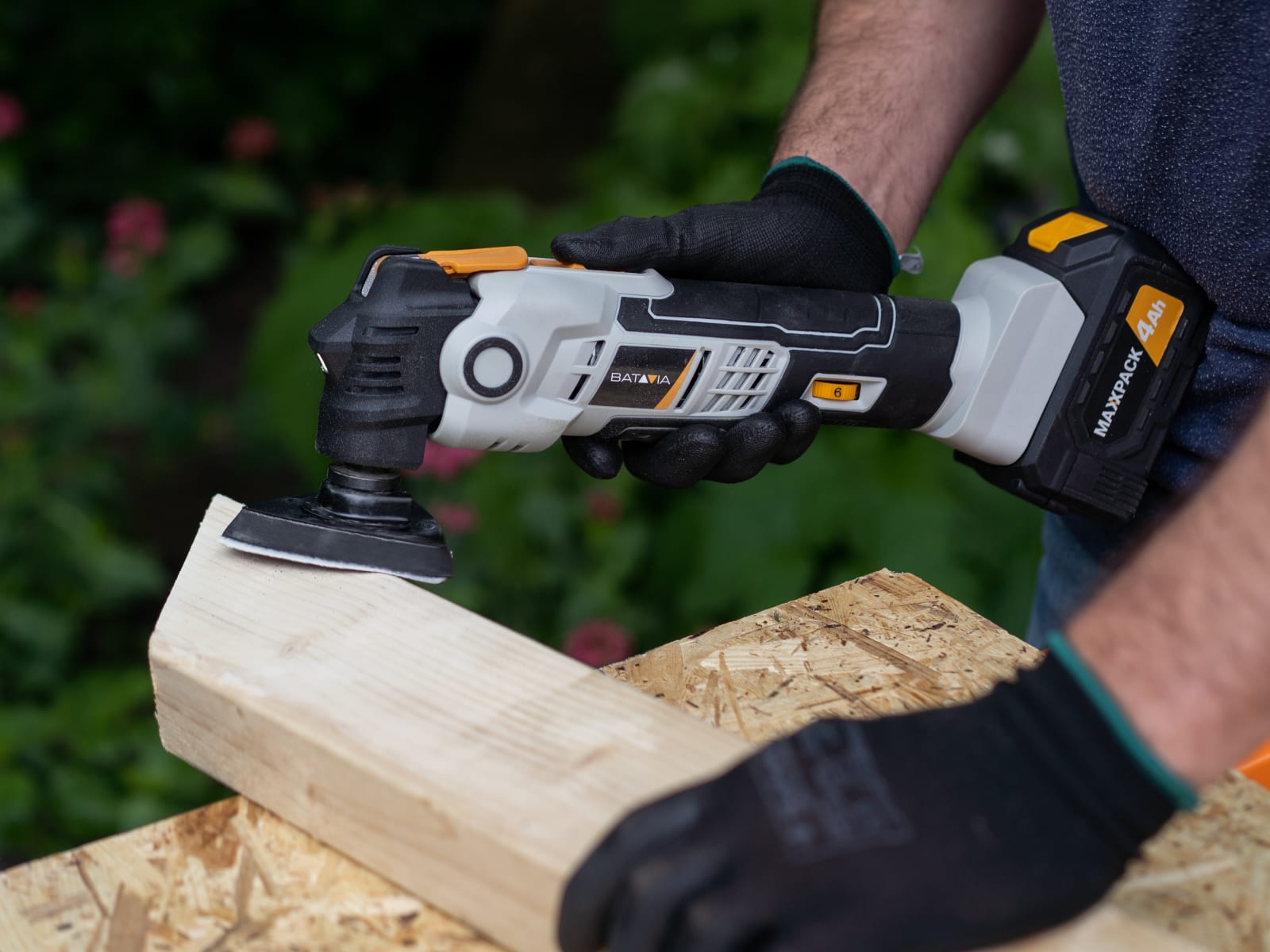 Anti-vibration Multi-tool 18V Bare Unit - Image 6
