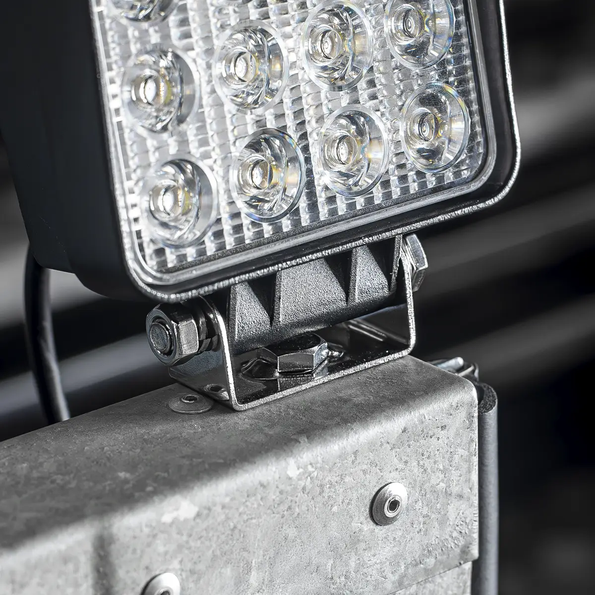 Square Worklight with Adjustable Bracket 48W SMD LED - Image 5