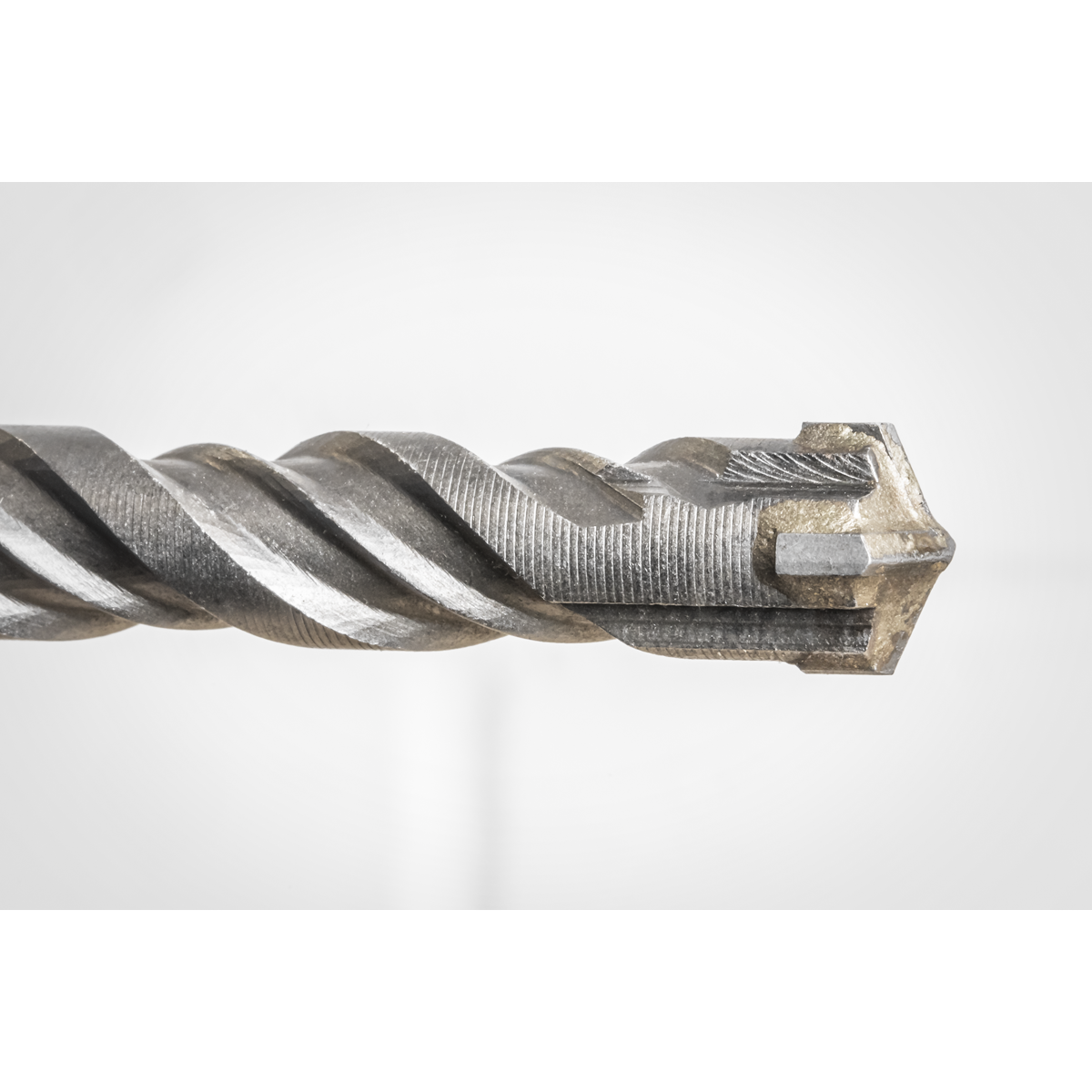 MAX15X540
